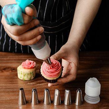 26 Pcs Cake Decorating Tips Kit